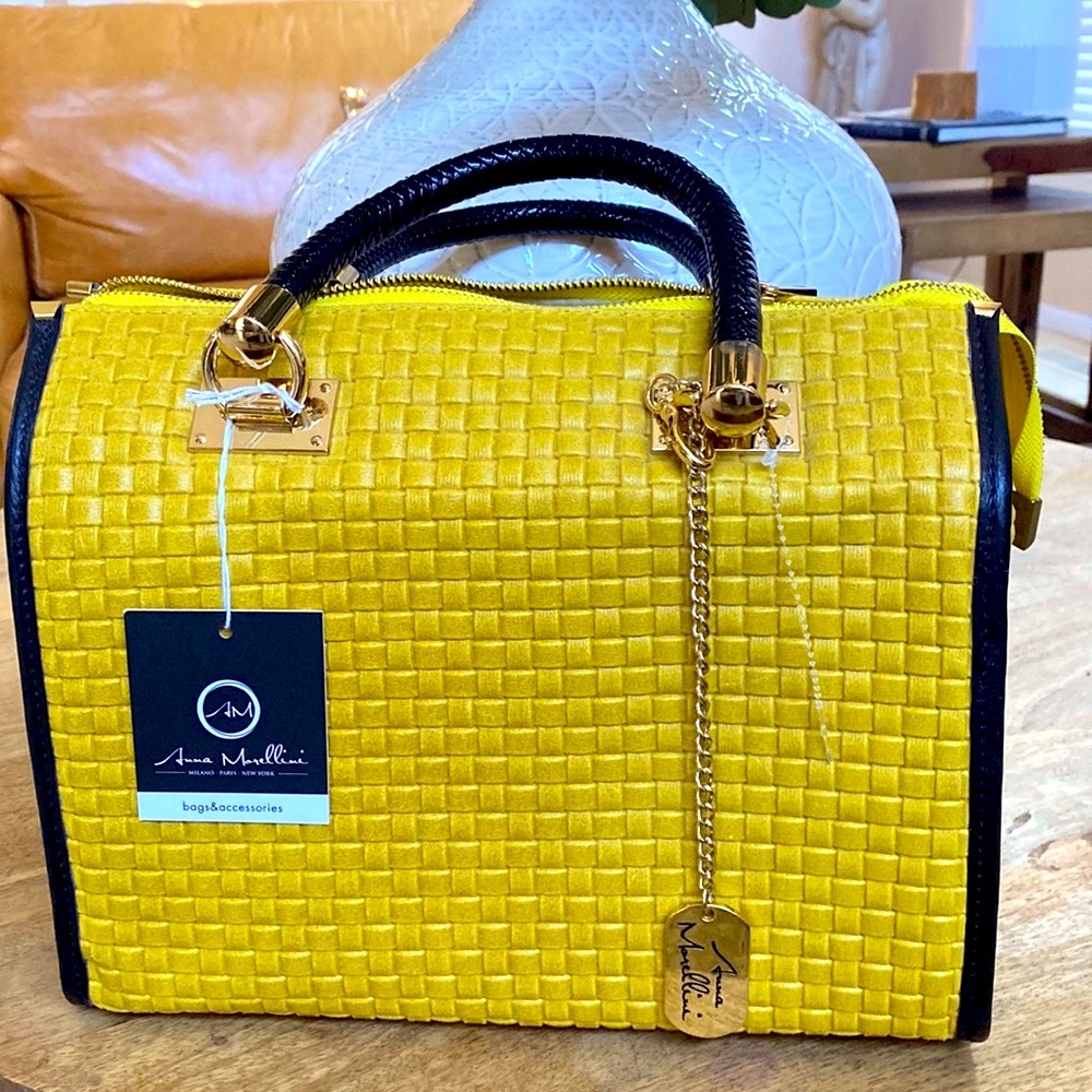 Anna Morellini Vintage purse NWT . Gorgeous elegant design yellow